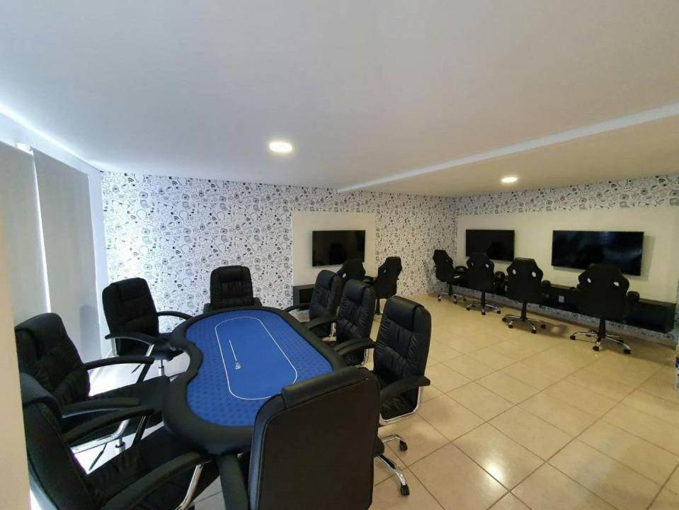 Vista Para Mar!!! Lazer Completo A Poucos Passos Da Praia Γκουαρούχα Εξωτερικό φωτογραφία